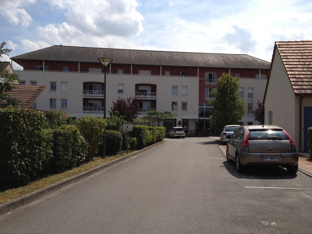 Domitys Le Village Vierzon Εξωτερικό φωτογραφία