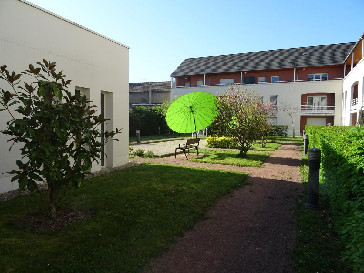 Domitys Le Village Vierzon Εξωτερικό φωτογραφία